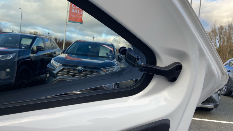 Toyota Aygo X 1.0 VVT-i Edge 5dr Petrol Hatchback